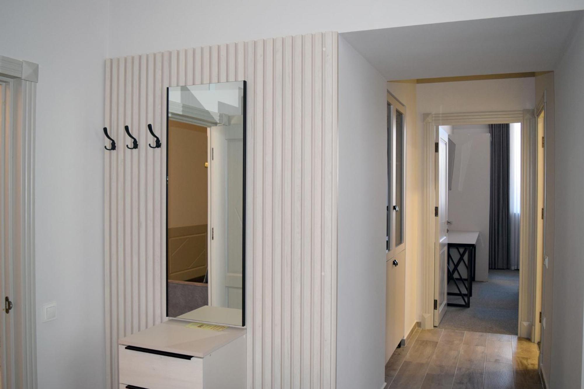 Prime Hotel Гюмри Екстериор снимка